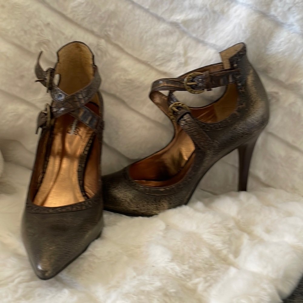 Carlos Shoes